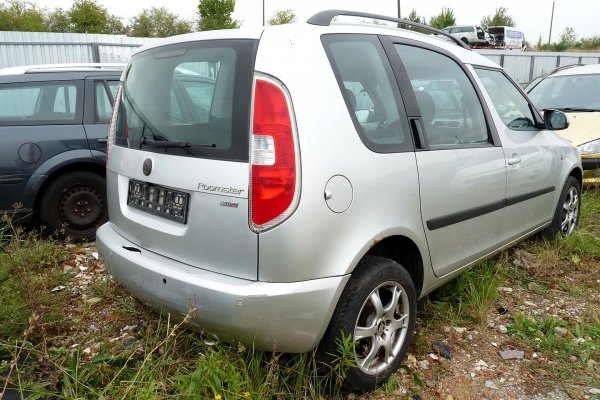 Lampa tył lewa Skoda Roomster 5J 2007 (2006-2010) 