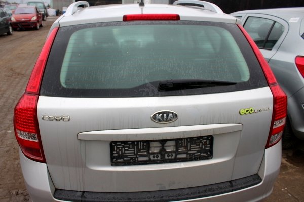 Fotel prawy Kia Ceed I Lift ED 2011 1.4i G4FA Kombi  