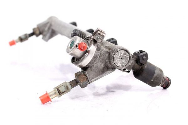 _Listwa wtryskowa Daewoo Nubira J100 1997-1999 2.0 16V