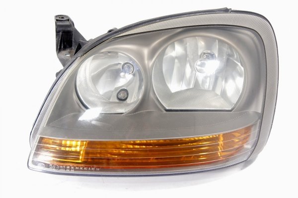 _Reflektor lewy Nissan Almera Tino V10 2000-2006