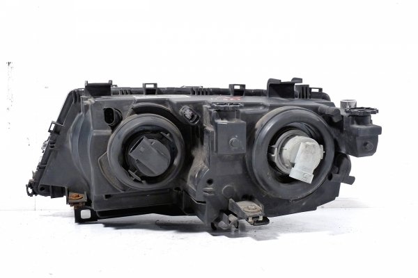 Reflektor prawy BMW 3 E46 2001-2005 lift 