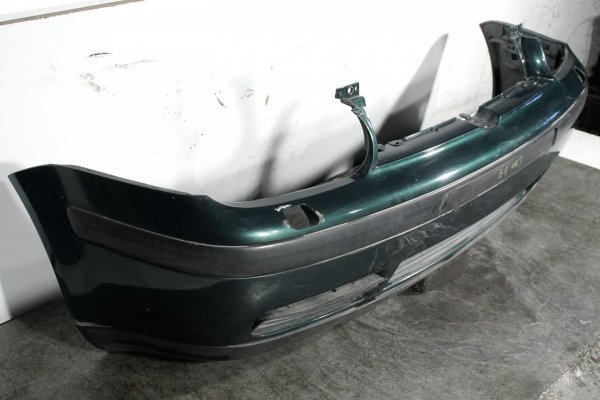 Zderzak przód VW Golf IV 1J 2000 (kod lakieru: LC6M)