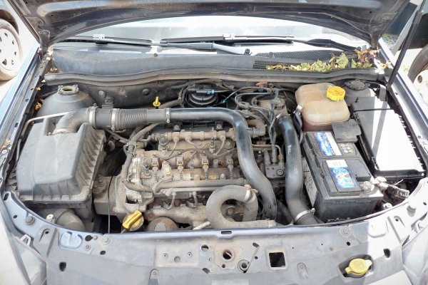 Zamek klapy bagażnika Opel Astra H 2010 Kombi 