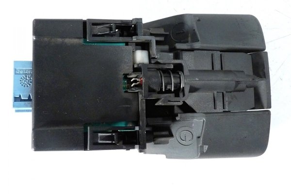 Włącznik hamulca ręcznego Renault Espace IV 2003 1.9DCI 