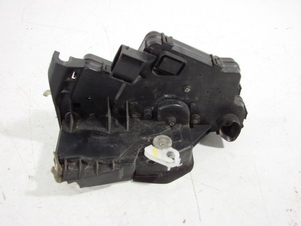 _Zamek drzwi przód lewy BMW 3 E46 2001-2005 Sedan Kombi