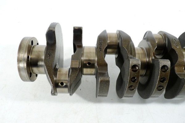Wał korbowy Ford Focus MK1 1998-2004 1.8i