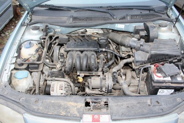 Drzwi przód prawe Audi A3 8L 2003 Hatchback 5-drzwi (kolor LY7R)