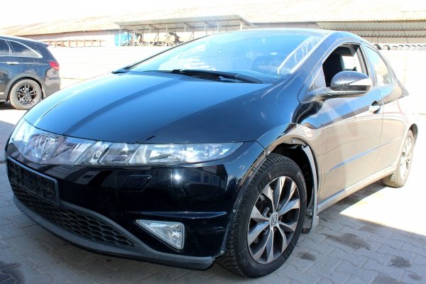 Blenda klapy bagażnika tył Honda Civic VIII FK 2006 1.8i-VTEC R18A2 Hatchback 5-drzwi