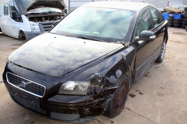 Zderzak tył Volvo S40 2006 Sedan (kod lakieru: BLACK STONE SOLID)