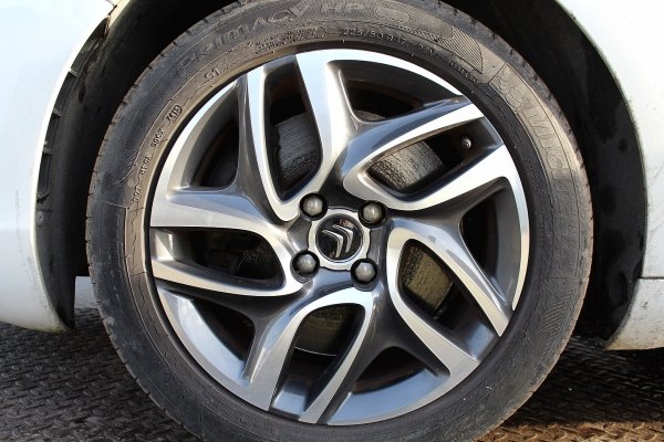 Citroen DS5 2014 2.0HDI RHH Hatchback 5-drzwi [A]