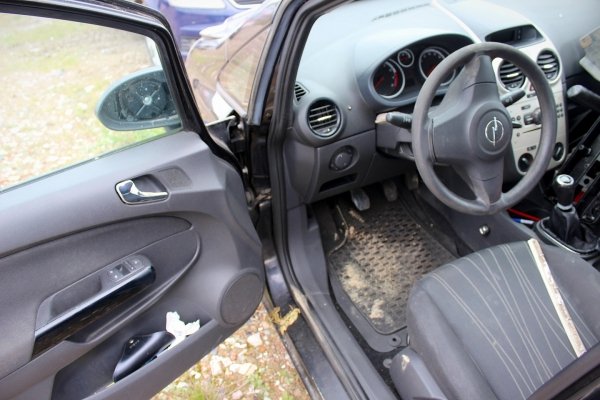 Szyba drzwi tył lewa Opel Corsa D 2007 Hatchback 5-drzwi 