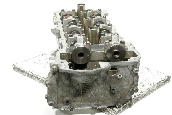 Głowica Nissan Primera P11 1999-2001 1.8i 16V