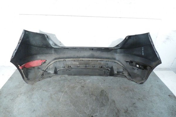 Zderzak tył Ford Fiesta MK7 2011 Hatchback 5-drzwi (PDC)