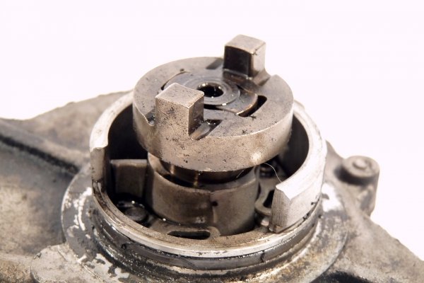 Pompa vacum Hyundai H-1 2009 2.5CRDI D4CB