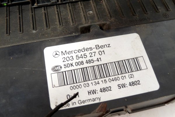 Moduł SAM Mercedes C-klasa W203 2003 1.8 KOMPRESSOR 271946 Sedan