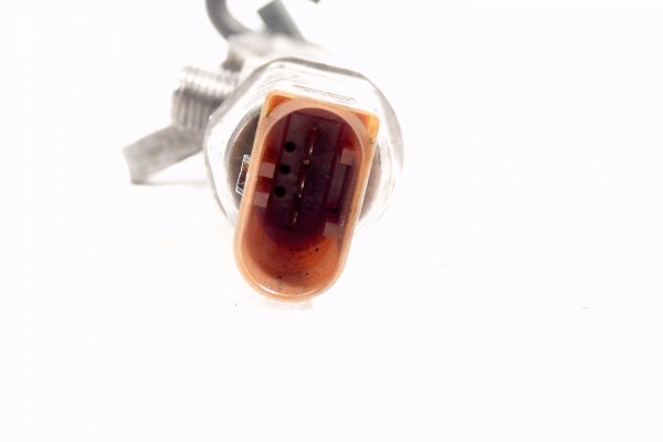 Listwa wtryskowa VW Tiguan 5N 2008 2.0TDI Suv