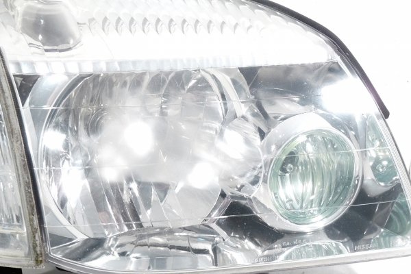 _Reflektor prawy Nissan X-Trail T30 2001-2007