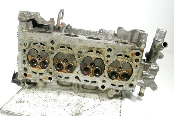 _Głowica Mazda 626 GF 1997-2002 2.0i 16V FS9