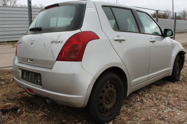 Suzuki Swift 2007 1.3DDiS Z13DT Hatchback 5-drzwi [A]