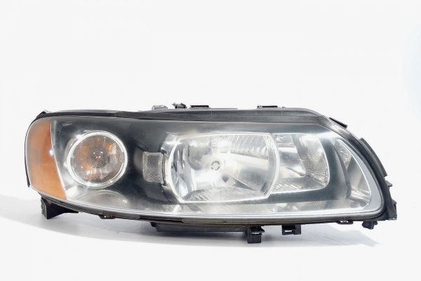 Reflektor prawy Volvo S60 / V70 2004-2009 (xenon)