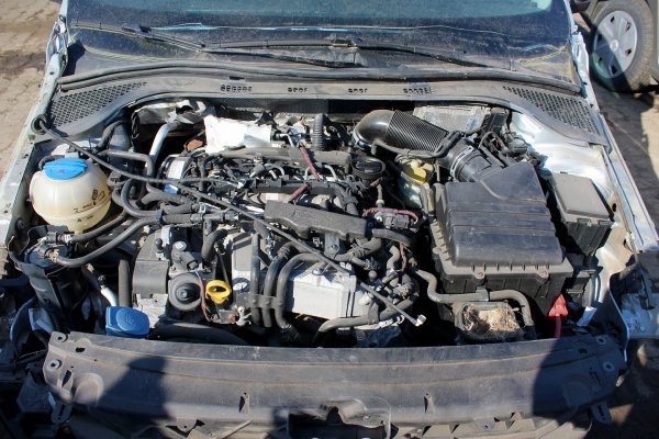 Wentylator chłodnicy Skoda Rapid 2016 1.6TDI CXMA Spaceback