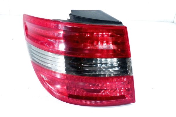 _Lampa tył lewa Mercedes B-Klasa W245 2005-2011