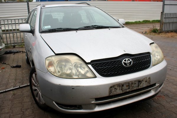 Lampa tył prawa Toyota Corolla E12 2003 1.6VVTI 3ZZ Kombi [B]