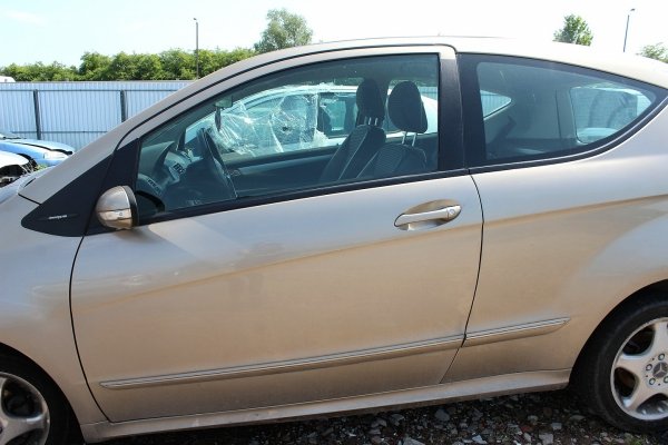 _Fotel prawy pasażera Mercedes A-Klasa W169 2005 Hatchback 3-drzwi (podgrzewany)