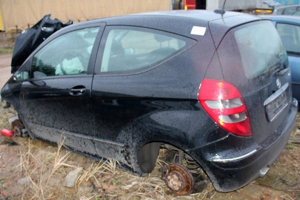 Drzwi przód prawe Mercedes A-Klasa W169 2007 Hatchback 3-drzwi (kod lakieru: 191)