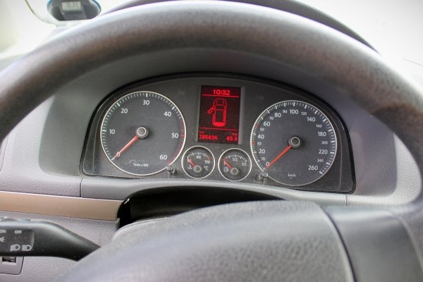 Podnośnik szyby przód prawy VW Touran 1T LIFT 2007 1.9TDI BLS Minivan