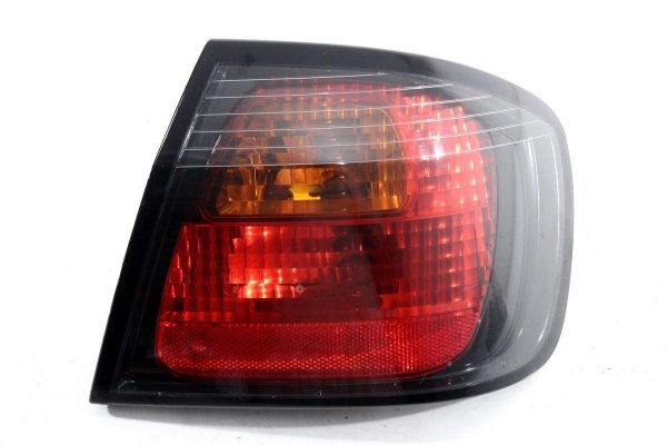 _Lampa tył prawa Nissan Primera P11 Lift 1999-2002 5D