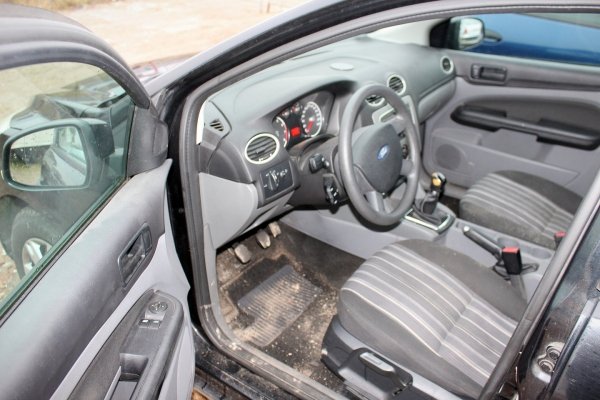 Fotel lewy kierowcy Ford Focus MK2 Lift 2010 Hatchback 5-drzwi