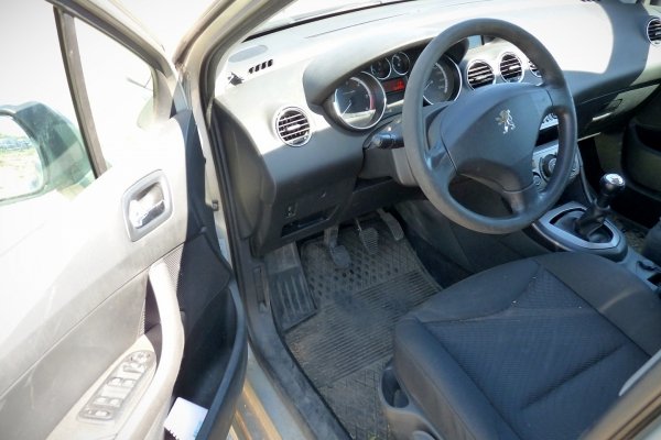 Zbiornik + rura wlewu paliwa Peugeot 308 I SW 2009 (2007-2011) 1.6HDI 9HX Kombi