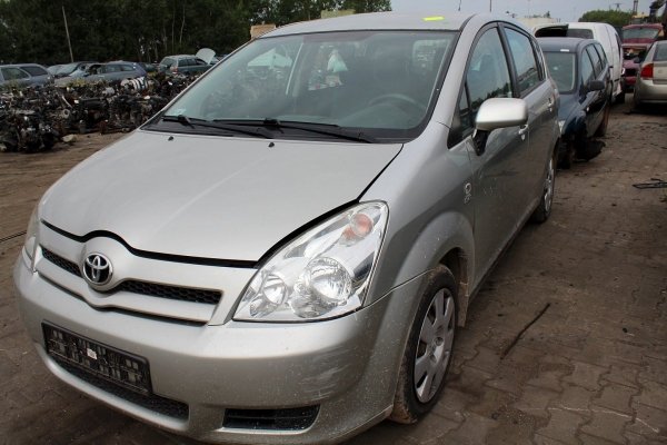 _Radio Toyota Corolla Verso 2004 (2004-2007) Minivan 