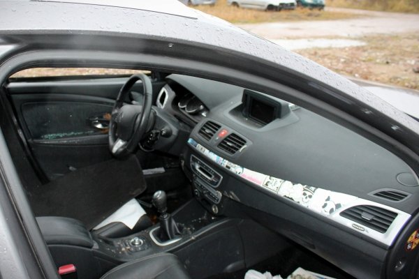 Amortyzator przód prawy Renault Megane III 2009 1.9DCI F9Q870 Kombi 