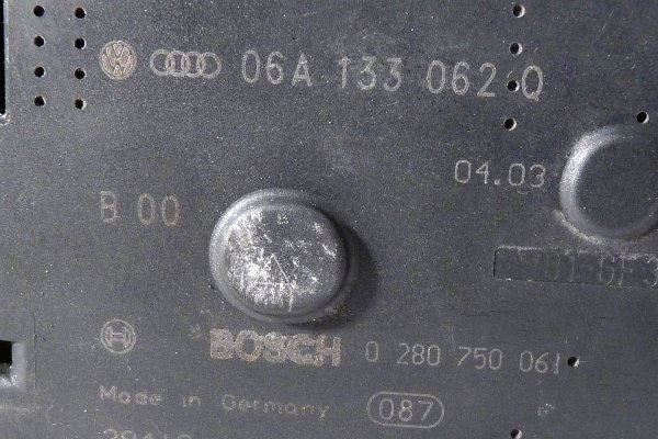Przepustnica Skoda Octavia 1U 2003 2.0i AZJ