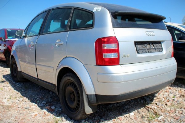 Podnośnik szyby tył prawy Audi A2 2002 Hatchback 5-drzwi