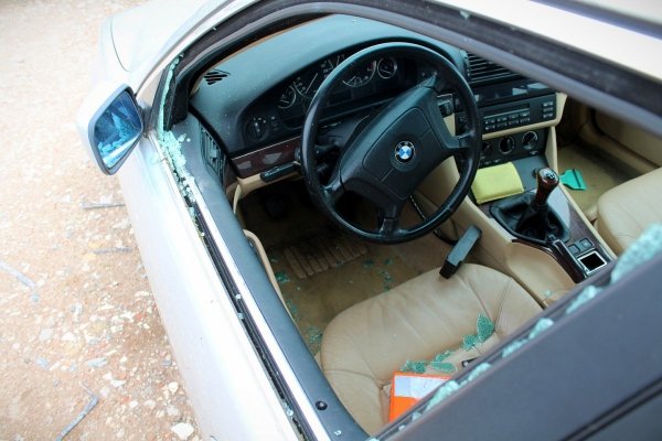 Błotnik przód lewy BMW 5 525d E39 1999 Sedan 