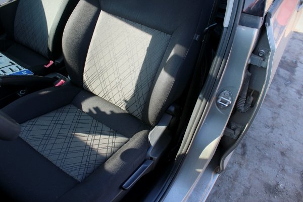 Drzwi przód lewe Seat Toledo IV 2015 Sedan 