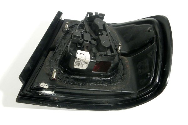 Lampa tył lewa Nissan Primera P11 1996-1999 5D