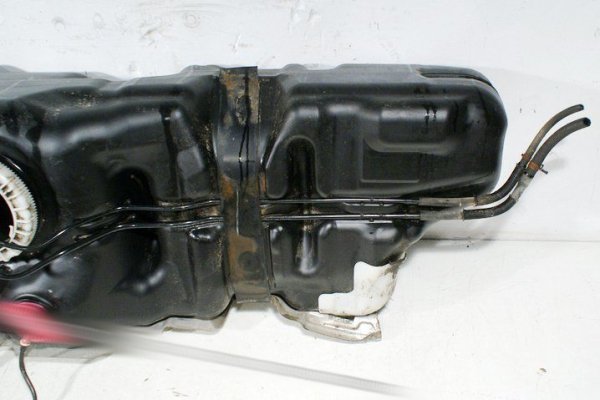 Zbiornik bak paliwa Toyota Land Cruiser J120 2002-2009 3.0D4D
