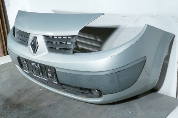 Zderzak przód Renault Grand Scenic JM 2003-2006 (Kod lakieru: MV632)