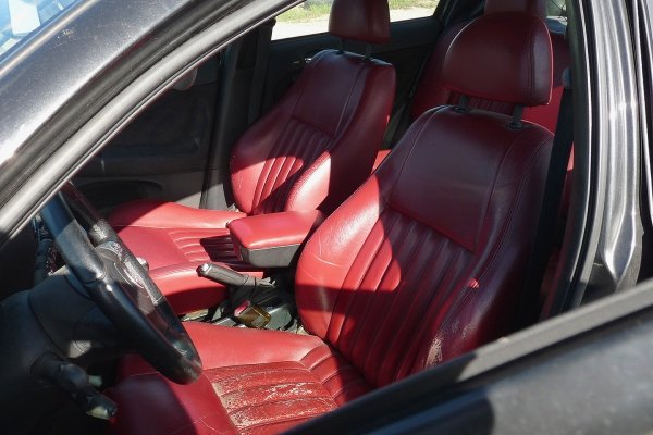 Alfa Romeo 147 2004 1.9JTD Hatchback 5-drzwi [B/C]