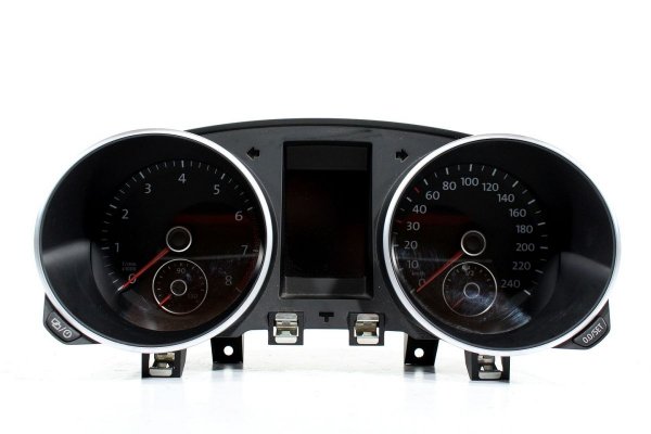 Licznik zegary VW Golf VI 5K 2012 1.4TSI CAXA