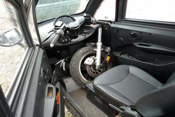 Podnośnik szyby przód prawy Anaig Brisk 2020