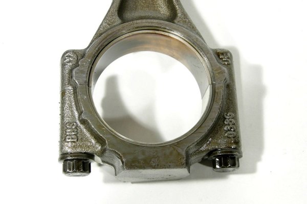 Tłok korbowód Skoda Octavia 1Z 2004-2013 1.9TDI BXE 1/2