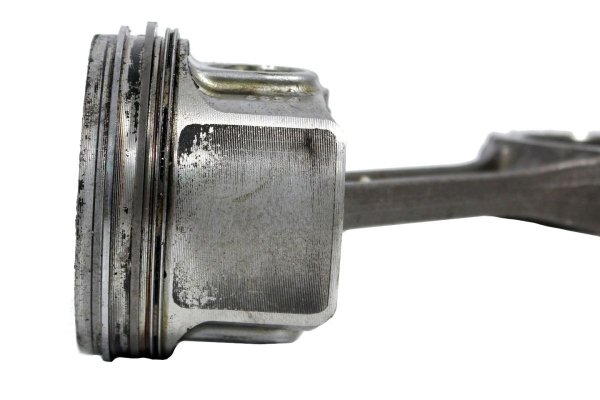 Tłok korbowód VW Caddy 9K 1995-2003 1.9SDI AYQ 1/2