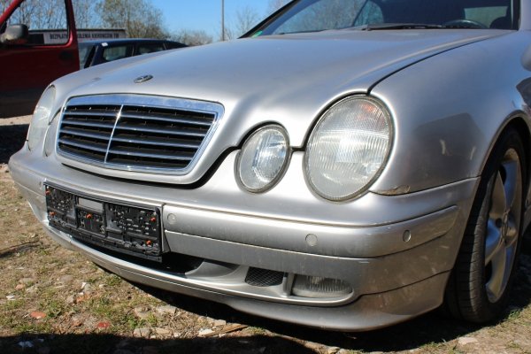 Szyba karoseryjna prawa Mercedes CLK W208 1999 Cabrio