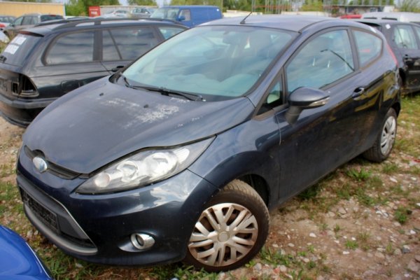 Błotnik przód lewy Ford Fiesta MK7 2009 1.4i Hatchback 3-drzwi