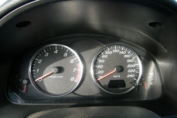 Licznik zegary Mazda 6 GG 2002-2007 2.3i 16V